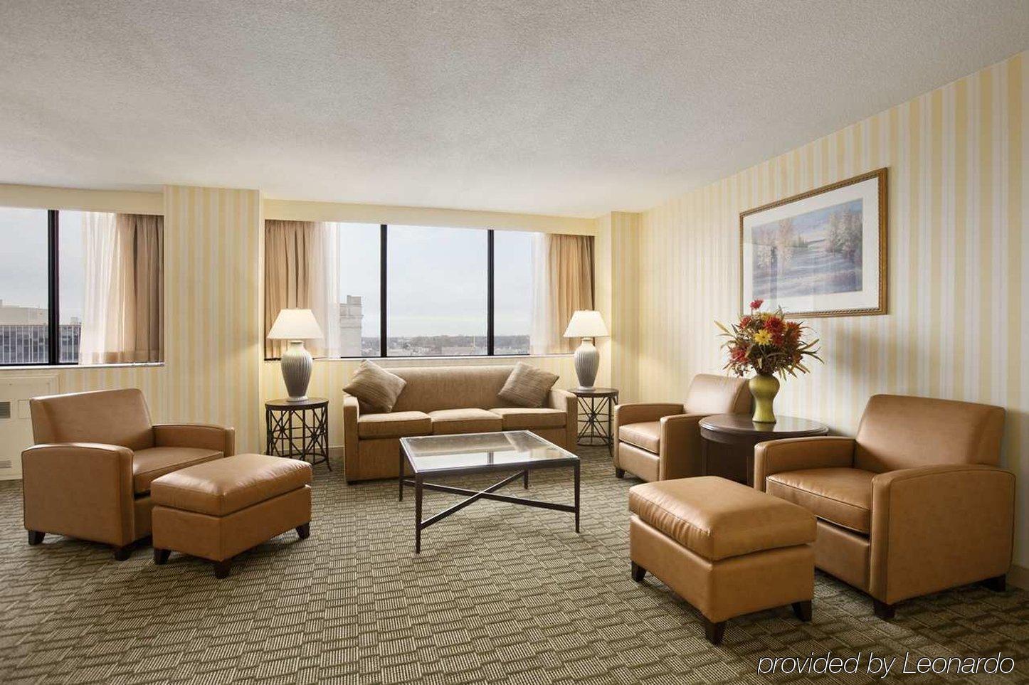 Hilton Fort Wayne At The Grand Wayne Convention Center (Adults Only) חדר תמונה