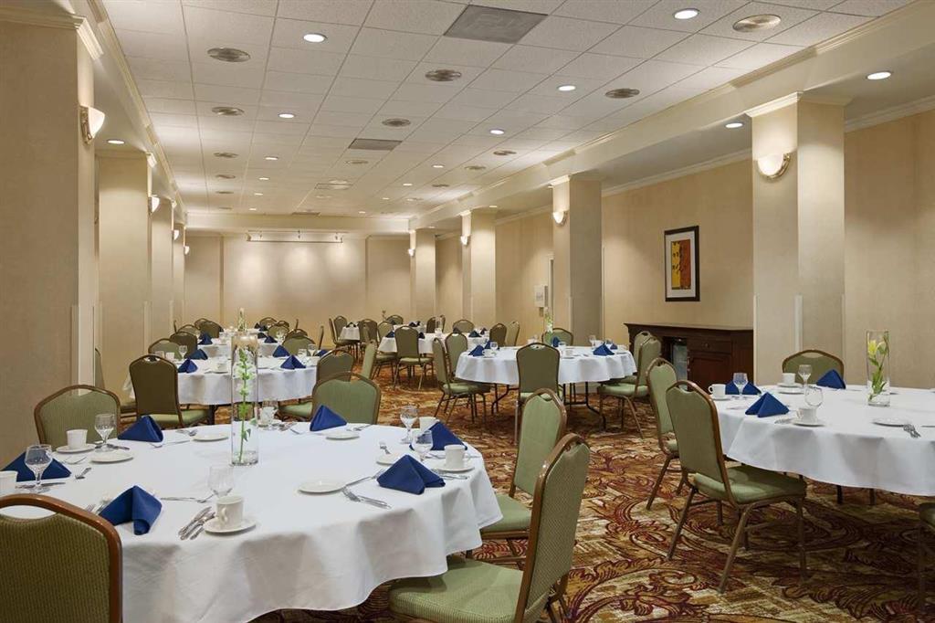 Hilton Fort Wayne At The Grand Wayne Convention Center (Adults Only) חדר תמונה