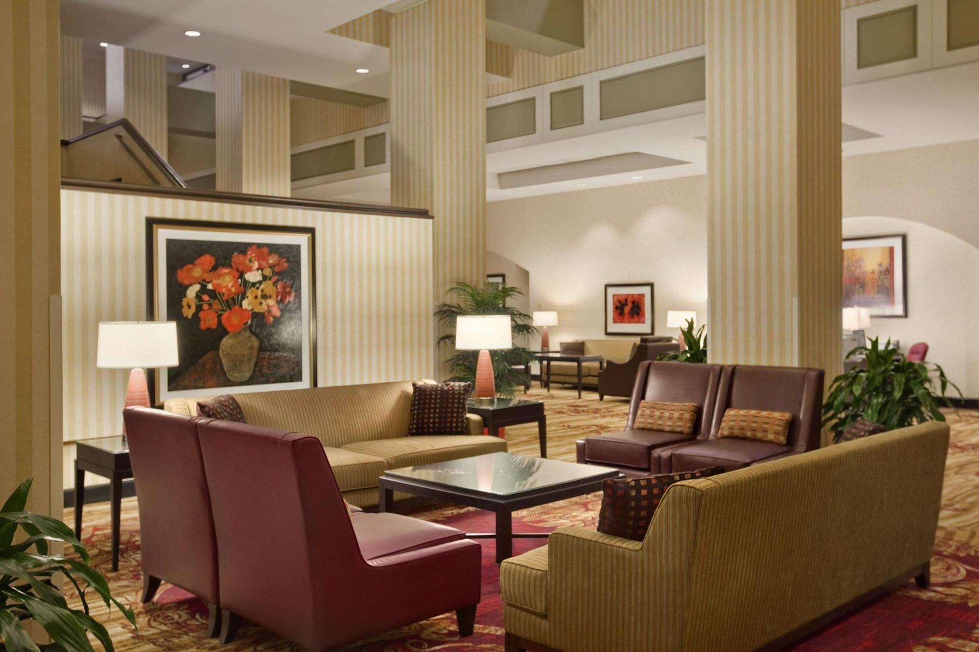 Hilton Fort Wayne At The Grand Wayne Convention Center (Adults Only) מראה חיצוני תמונה